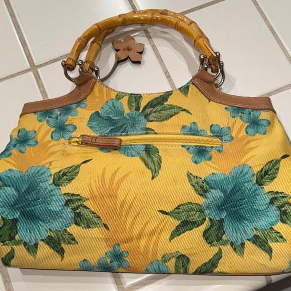 Caribbean Joe Tropical Print Canvas Bag with Bamboo Handles - Picture 3 of 6